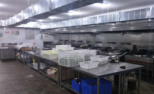 德阳五星级酒店油烟管道清洗案例